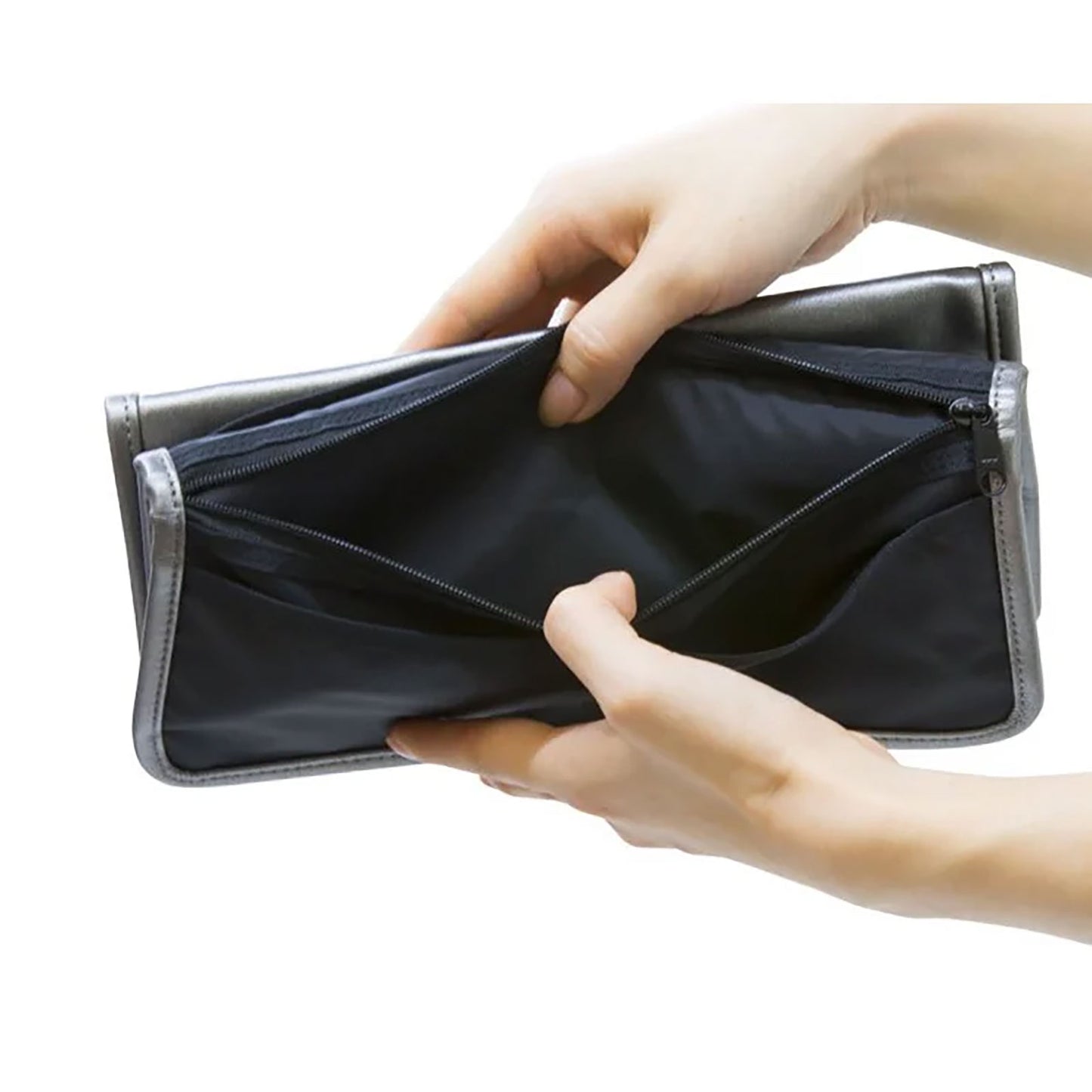 b-r-s メイクブラシケース | USUI BRUSH ブルーシュ